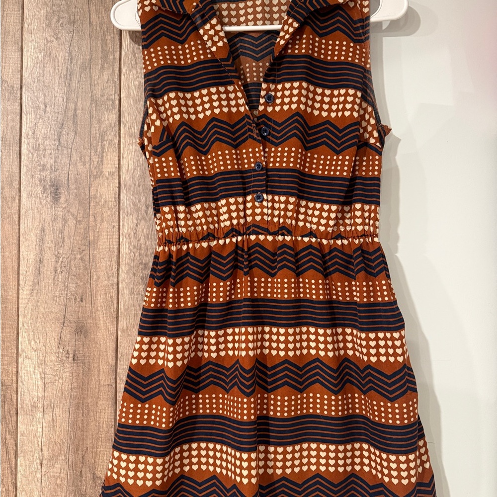 BeBop Heart Print Sleeveless Collared Rust and Blue Mini Dress